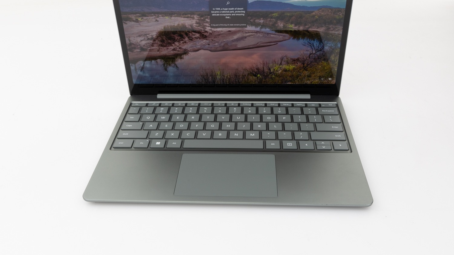 microsoft-surface-laptop-go-3-model-2013_6