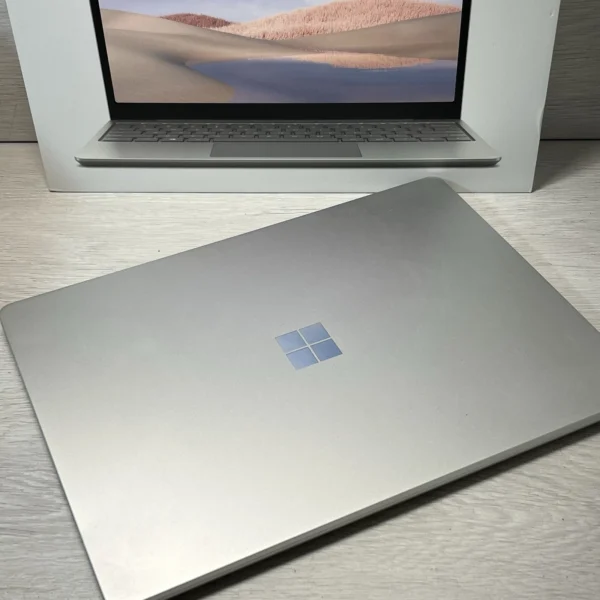 Microsoft Surface Laptop Go 2 (12.4-inch) i5/4GB/64GB SSD Laptop -